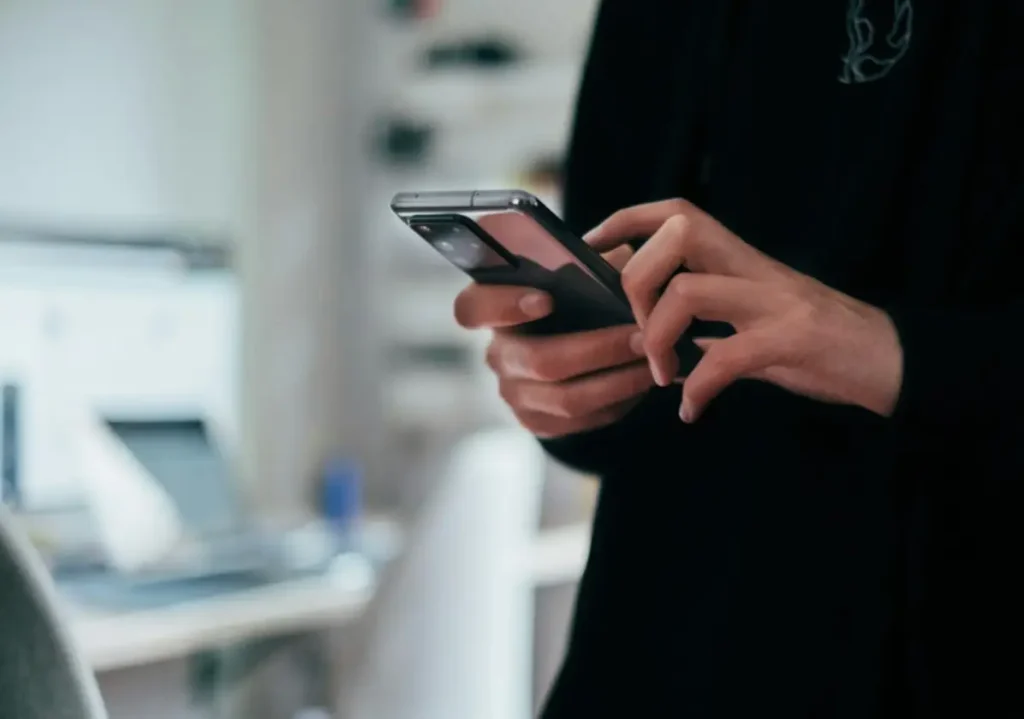 การใช้งานมือถือเล่นเว็บแทงบอลออนไลน์